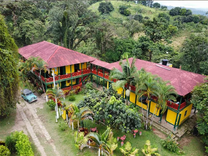 Hacienda cafetera tradicional, Eje Cafetero